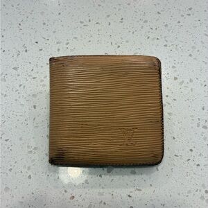 Louis Vuitton Epi Wallet Beige Authentic